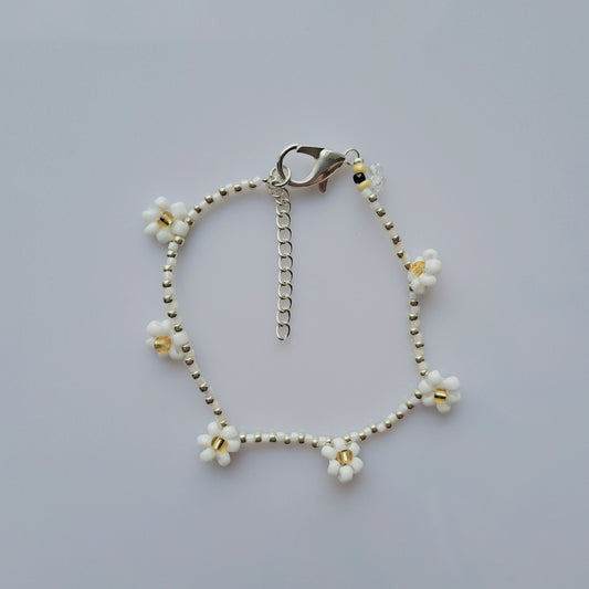 Charm bracelet-> Flowers